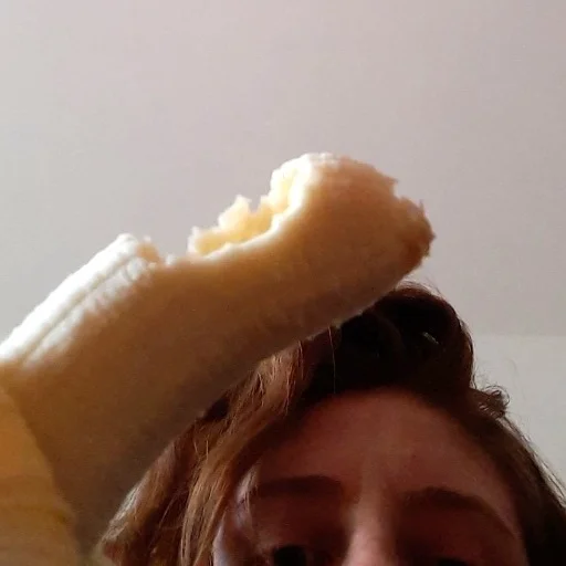 Стикер из набора Annanan для Телеграм: Статические 🍌