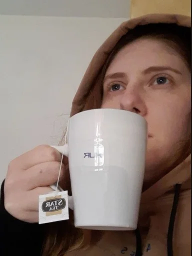 Стикер из набора Annanan для Телеграм: Статические ☕