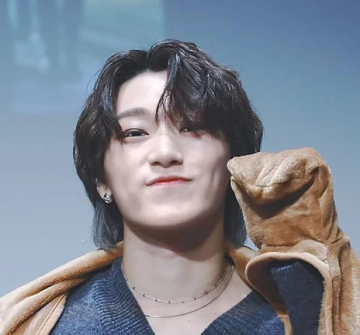 Стикер из набора Ateez | San by @btskth для Телеграм: Статические 😄