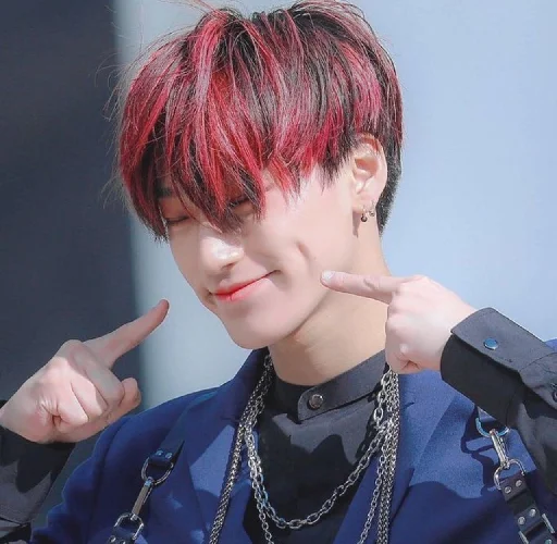 Стикер из набора Ateez | San by @btskth для Телеграм: Статические 😆