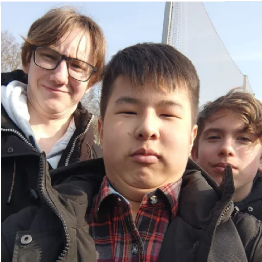 Стикер из набора братва_пак1 для Телеграм: Статические 👨‍👨‍👦