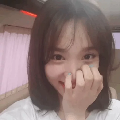 Стикер из набора Nayeon🌸⚡️ @ITZADRINA для Телеграм: Статические 🌸