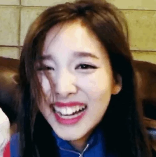 Стикер из набора Nayeon🌸⚡️ @ITZADRINA для Телеграм: Статические 🌸