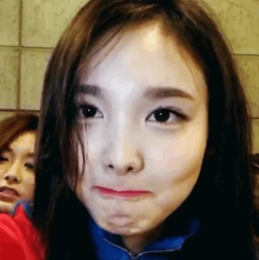 Стикер из набора Nayeon🌸⚡️ @ITZADRINA для Телеграм: Статические ⚡️