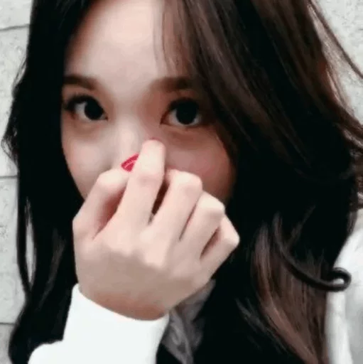 Стикер из набора Nayeon🌸⚡️ @ITZADRINA для Телеграм: Статические 🌸