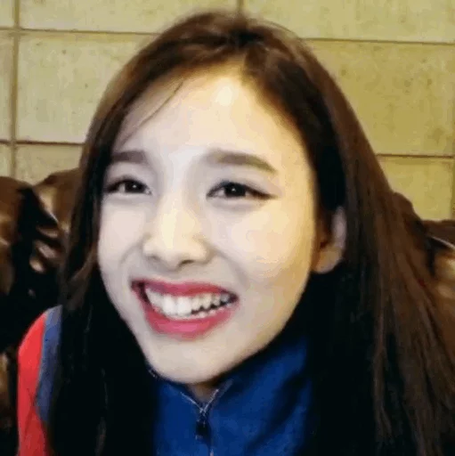 Стикер из набора Nayeon🌸⚡️ @ITZADRINA для Телеграм: Статические 🌸