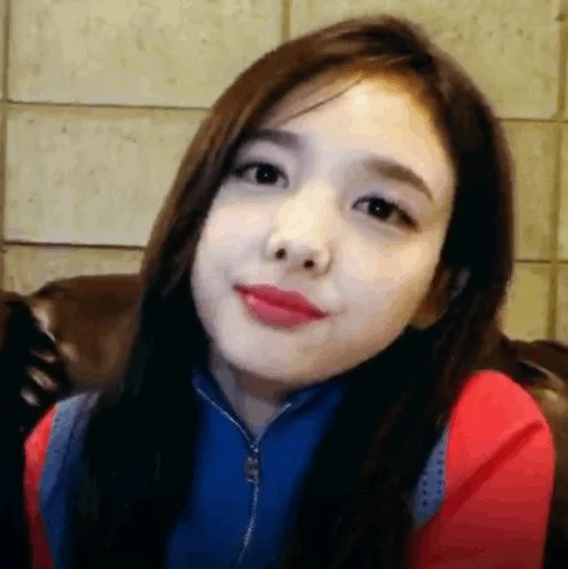 Стикер из набора Nayeon🌸⚡️ @ITZADRINA для Телеграм: Статические ⚡️