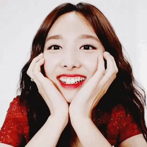 Стикер из набора Nayeon🌸⚡️ @ITZADRINA для Телеграм: Статические ⚡️