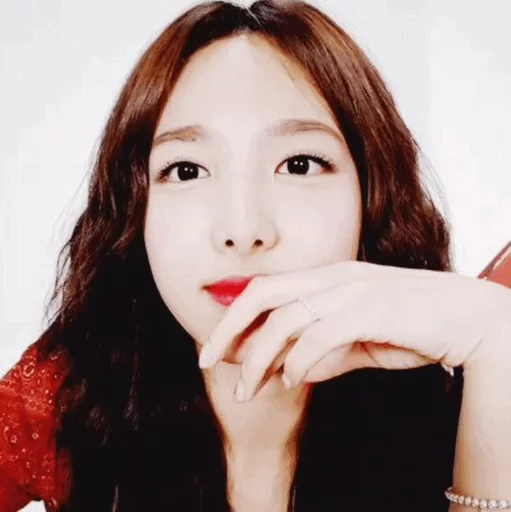 Стикер из набора Nayeon🌸⚡️ @ITZADRINA для Телеграм: Статические ⚡️