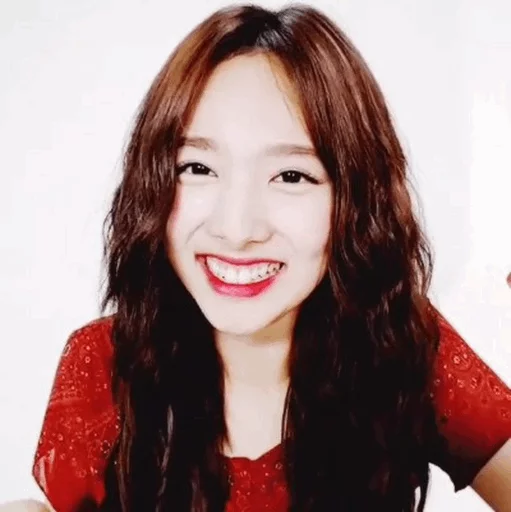 Стикер из набора Nayeon🌸⚡️ @ITZADRINA для Телеграм: Статические ⚡️