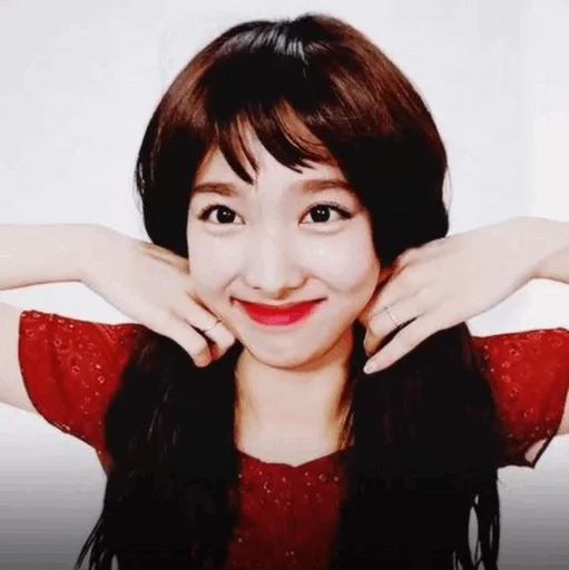 Стикер из набора Nayeon🌸⚡️ @ITZADRINA для Телеграм: Статические 🌸