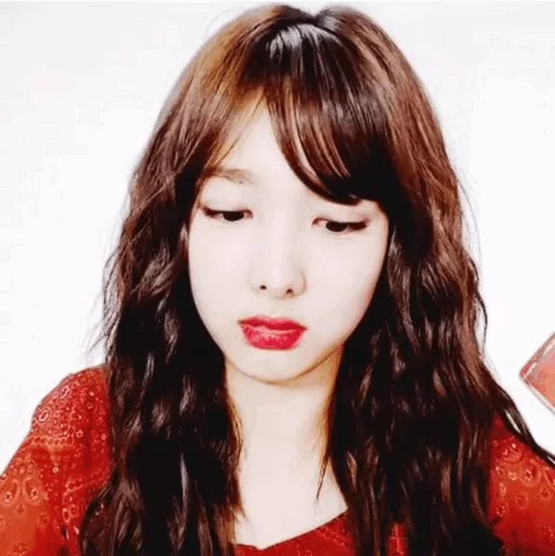 Стикер из набора Nayeon🌸⚡️ @ITZADRINA для Телеграм: Статические 🌸