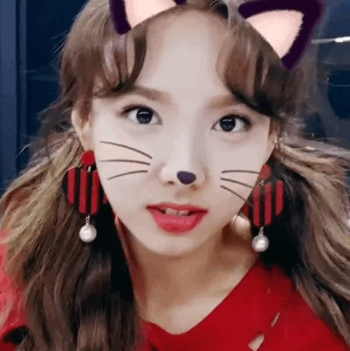 Стикер из набора Nayeon🌸⚡️ @ITZADRINA для Телеграм: Статические ⚡️