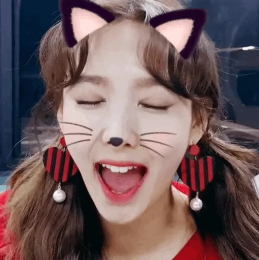 Стикер из набора Nayeon🌸⚡️ @ITZADRINA для Телеграм: Статические ⚡️
