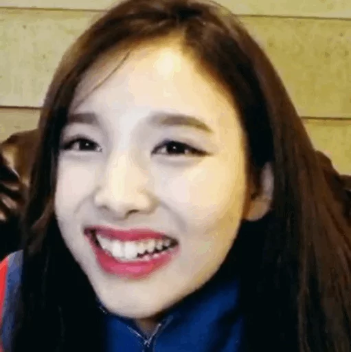 Стикер из набора Nayeon🌸⚡️ @ITZADRINA для Телеграм: Статические 🌸