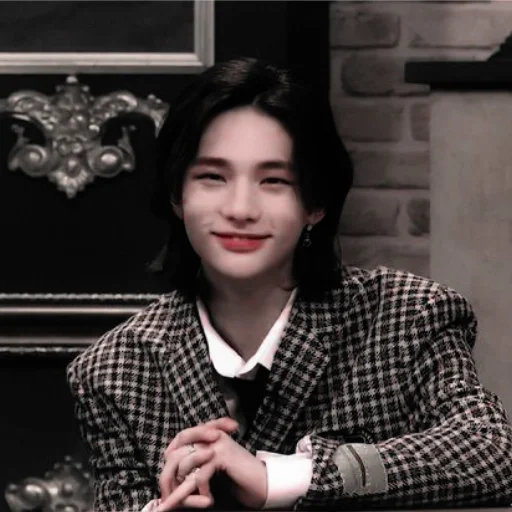 Стикер из набора hyunjin для Телеграм: Статические 🍙