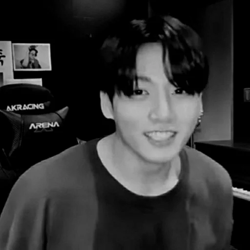 Стикер из набора pt.1 dark ver. @khenxiden для Телеграм: Статические 💗