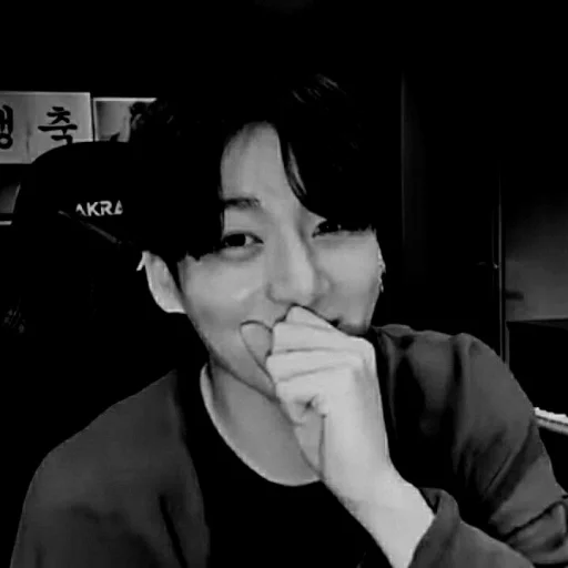 Стикер из набора pt.1 dark ver. @khenxiden для Телеграм: Статические 💗
