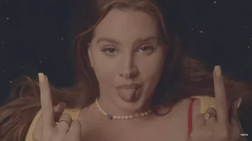 Стикер из набора emancipation of @LanaDelReyBR1 для Телеграм: Статические 🖕