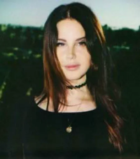 Стикер из набора emancipation of @LanaDelReyBR1 для Телеграм: Статические 🙂