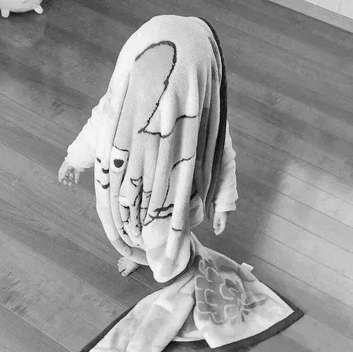 Стикер из набора @OFFICIAL_ROYAL_NETWORK для Телеграм: Статические 👻