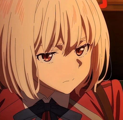 Стикер из набора Ликорис рикоил @anime_stickerr для Телеграм: Статические 😤