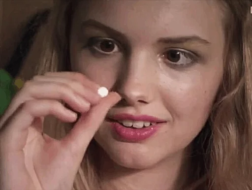 Стикер из набора Skins🌚@HudsonBae для Телеграм: Статические 😐