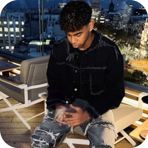 Стикер из набора Lamine Yamal • @Earth928B для Телеграм: Статические 🔥