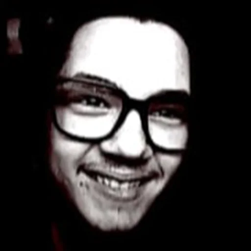 Стикер из набора spooky scary chancellor для Телеграм: Статические 😄