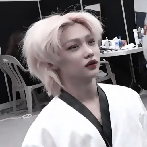 Стикер из набора ☀️;; 𝙛𝙚𝙡𝙞𝙭 - 𝙗𝙮 @helpleymiks для Телеграм: Статические ☀️