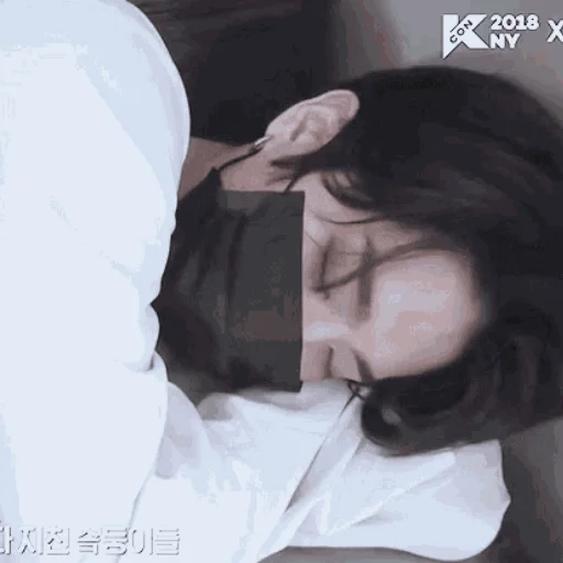 Стикер из набора 💋 Ханни KING 💋 от @gangstaay для Телеграм: Статические 😴