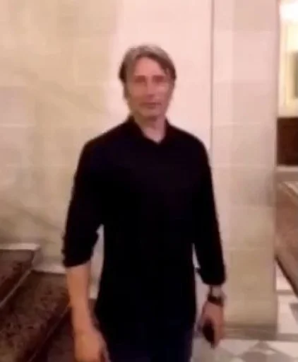 Стикер из набора Hannibal Lecter :: @fStikBot для Телеграм: Статические ☺️