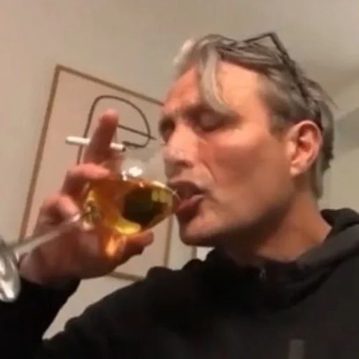 Стикер из набора Hannibal Lecter :: @fStikBot для Телеграм: Статические 🚬