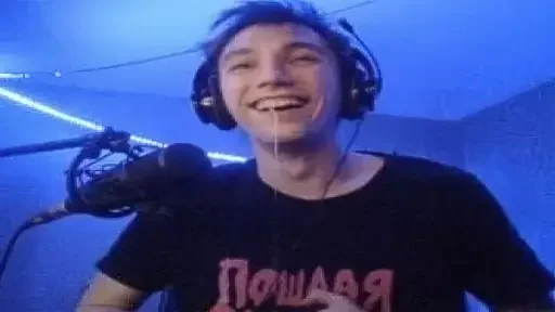 Стикер из набора @isaatsu bullshit moment 2 для Телеграм: Статические 😄