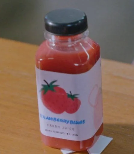 Стикер из набора истинная красота ⚡️@kotikowowa :: @fStikBot для Телеграм: Статические 🍓
