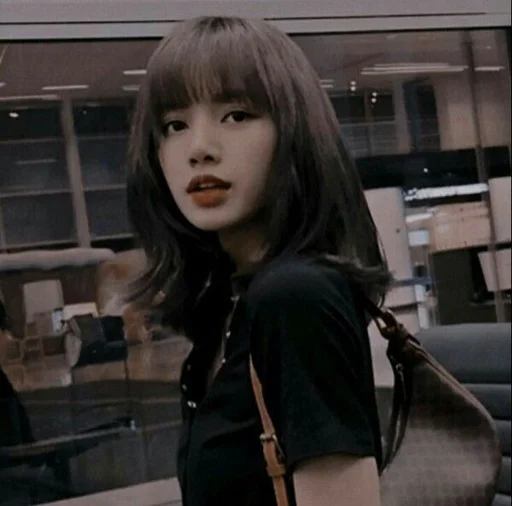 Стикер из набора lisa ° ° @lenayapasti для Телеграм: Статические 😣