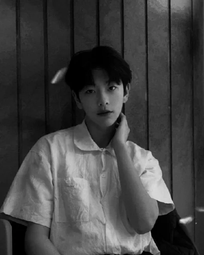 Стикер из набора Liumeng dark - @liumengch для Телеграм: Статические 🖤