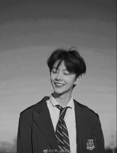 Стикер из набора Liumeng dark - @liumengch для Телеграм: Статические 🖤