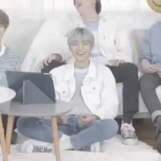 Стикер из набора @nctzjaemin для Телеграм: Статические 😁