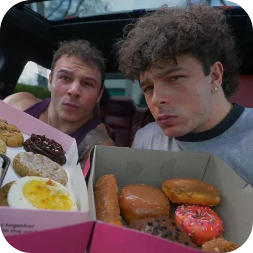 Стикер из набора THE TREN TWINS ➡️ @Ctikerubot для Телеграм: Видео, Статические 😋