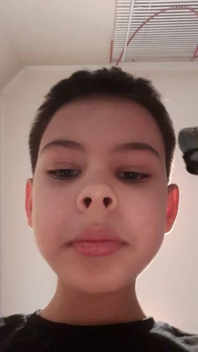 Стикер из набора fans @them0l :: @fStikBot для Телеграм: Статические 🥹