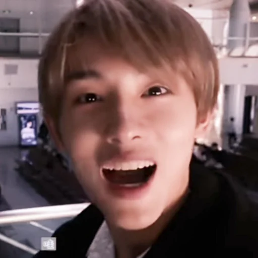 Стикер из набора winwin ᝢ by @pitchestdark для Телеграм: Статические 🍣