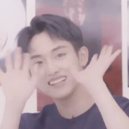 Стикер из набора winwin 2 ᝢ by @pitchestdark для Телеграм: Статические 🍣
