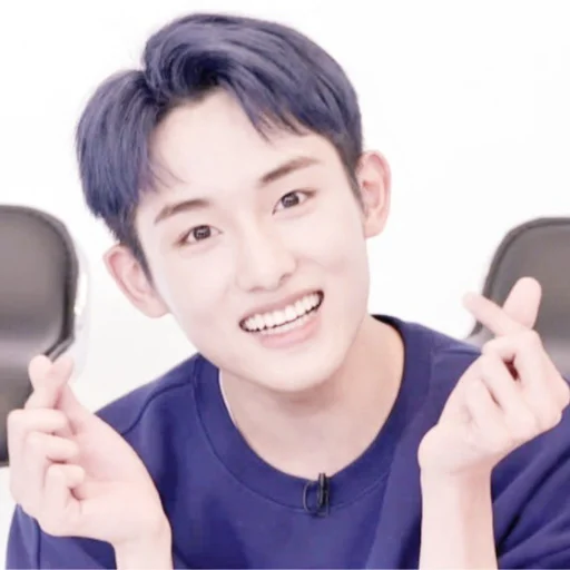 Стикер из набора winwin 2 ᝢ by @pitchestdark для Телеграм: Статические 🍣