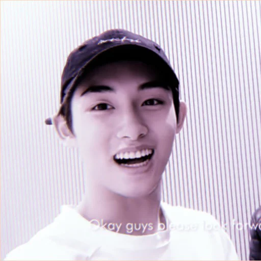 Стикер из набора winwin 4 ᝢ by @pitchestdark для Телеграм: Статические 🍣