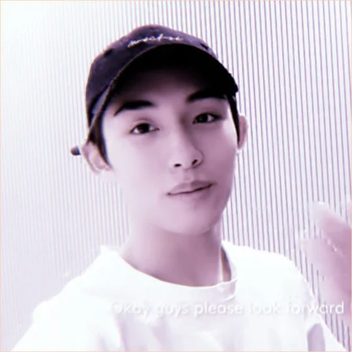 Стикер из набора winwin 4 ᝢ by @pitchestdark для Телеграм: Статические 🍣