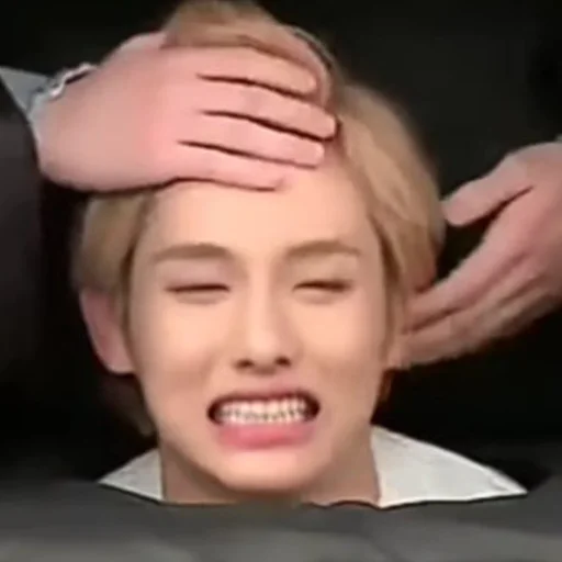 Стикер из набора winwin 5 ᝢ by @pitchestdark для Телеграм: Статические 🍣