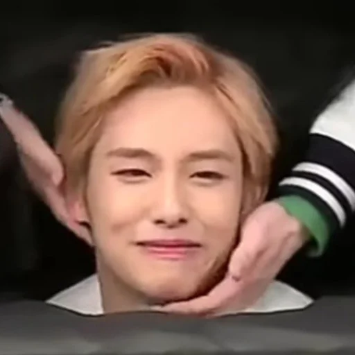 Стикер из набора winwin 5 ᝢ by @pitchestdark для Телеграм: Статические 🍣