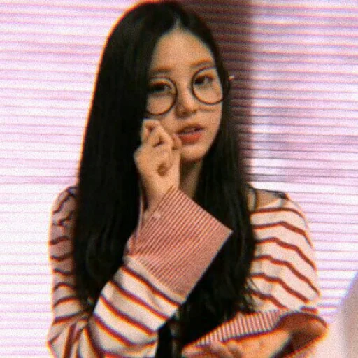 Стикер из набора ˚ ༘♡ Wonyoung Soft˚.༄ @chuwpacups для Телеграм: Статические 🍼