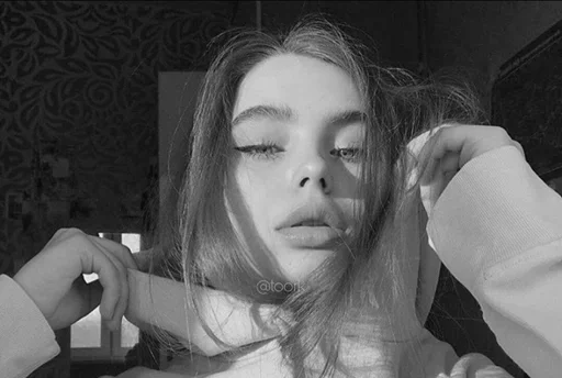 Стикер из набора ᴢʀᴀ для Телеграм: Статические ✨